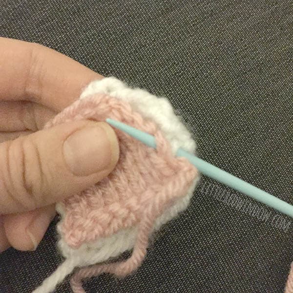 Cute and Cuddly Cow Hat Knitting Pattern for babies and toddlers! | littleredwindow.com