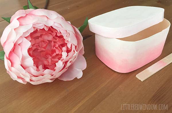 Pretty DIY Flower Top Trinket Box, keep your special things in this gorgeous ombré box! | littleredwindow.com