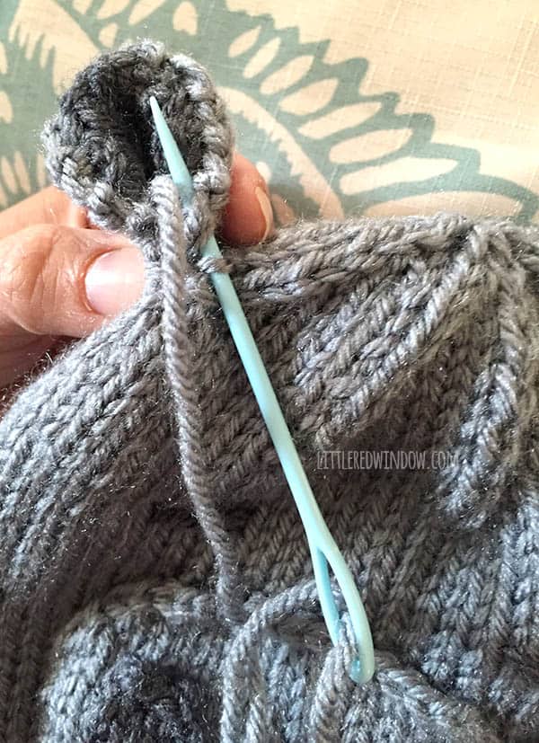 Happy Hippo Hat Free Knitting Pattern! | littleredwindow.com