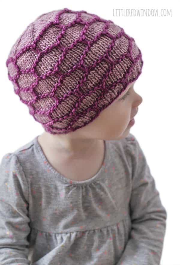 Honeycomb Hat Knitting Pattern, easy slip stitch baby hat pattern for newborns, babies and toddlers! | littleredwindow.com