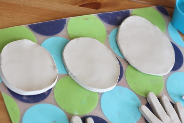 DIY Painted Clay Ring Dishes | littleredwindow.com