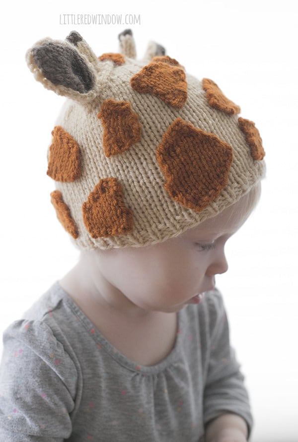 Jolly Giraffe Hat Knitting Pattern for babies and toddlers! | littleredwindow.com