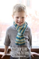 small kids_loop_scarf_knitting_pattern_04_littleredwindow