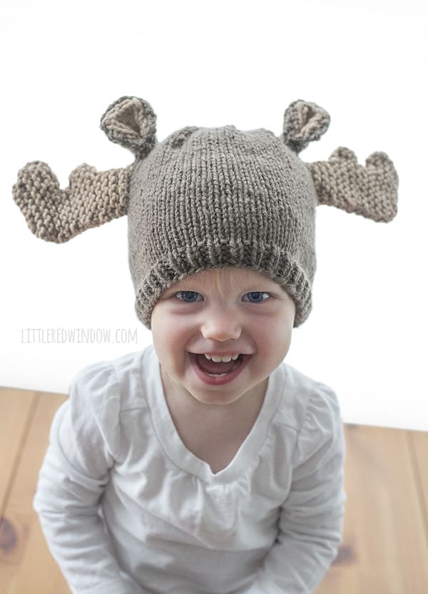Mini Moose Hat Knitting Pattern for newborns, babies and toddlers! | littleredwindow.com