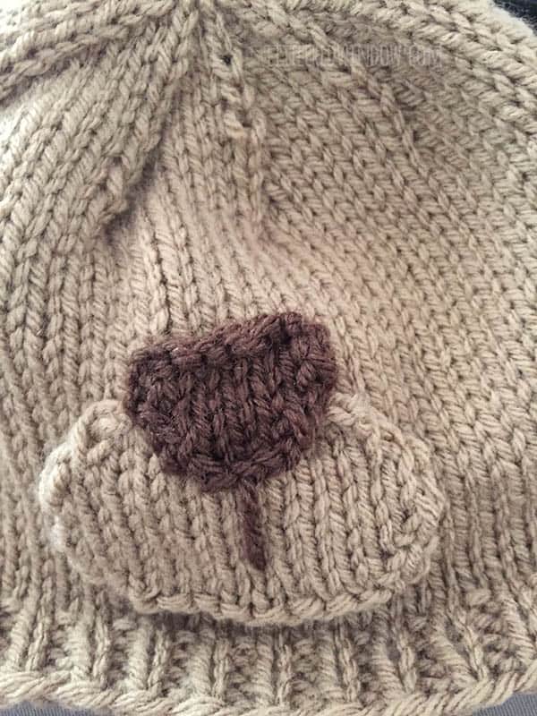 Adorable Otter Hat Knitting Pattern for newborns, babies and toddlers! | littleredwindow.com