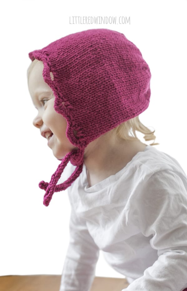 Scalloped Edge Bonnet Knitting Pattern for newborn, baby and toddler! | littleredwindow.com