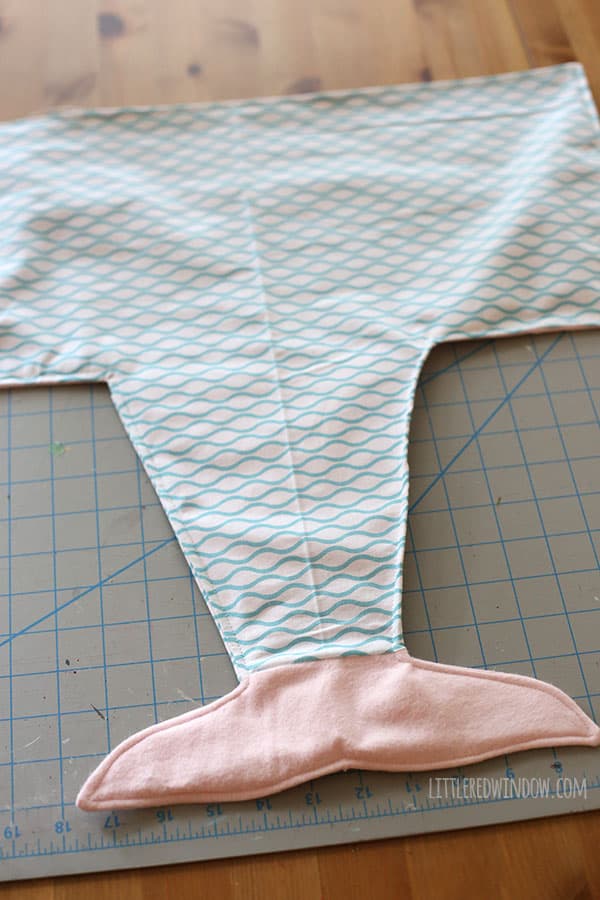 Sew an adorable Mermaid Stroller Blanket for your baby! | littleredwindow.com