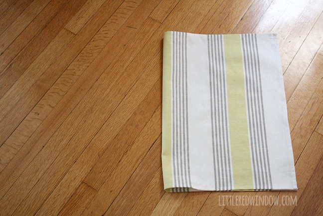 1 Hr. Tea Towel Tote Bag Tutorial | littleredwindow.com | Awesome tutorial to make a simple tote bag from tea towels in under and hour!