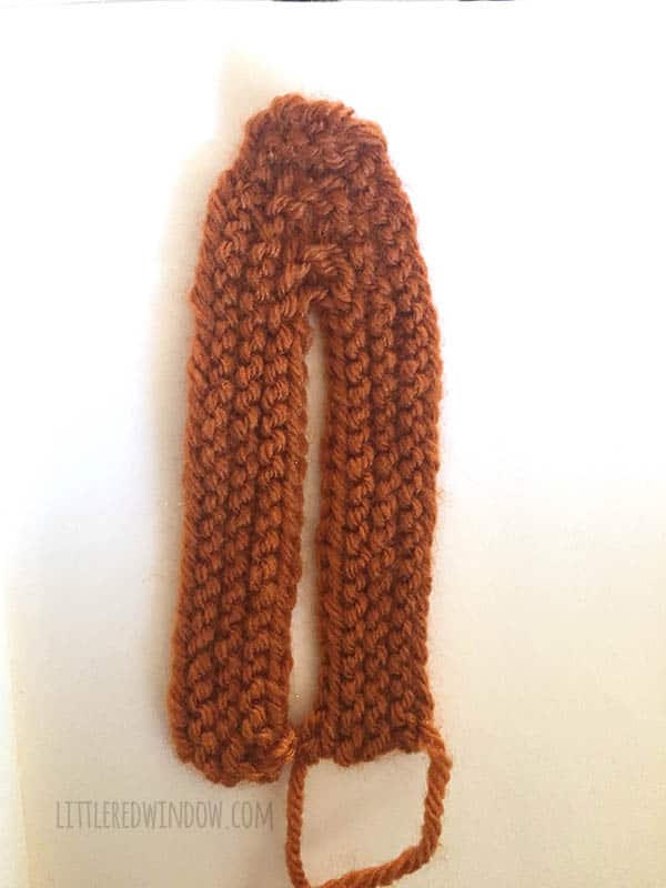 Thanksgiving Turkey Hat Knitting Pattern for newborns, babies and toddlers! | littleredwindow.com