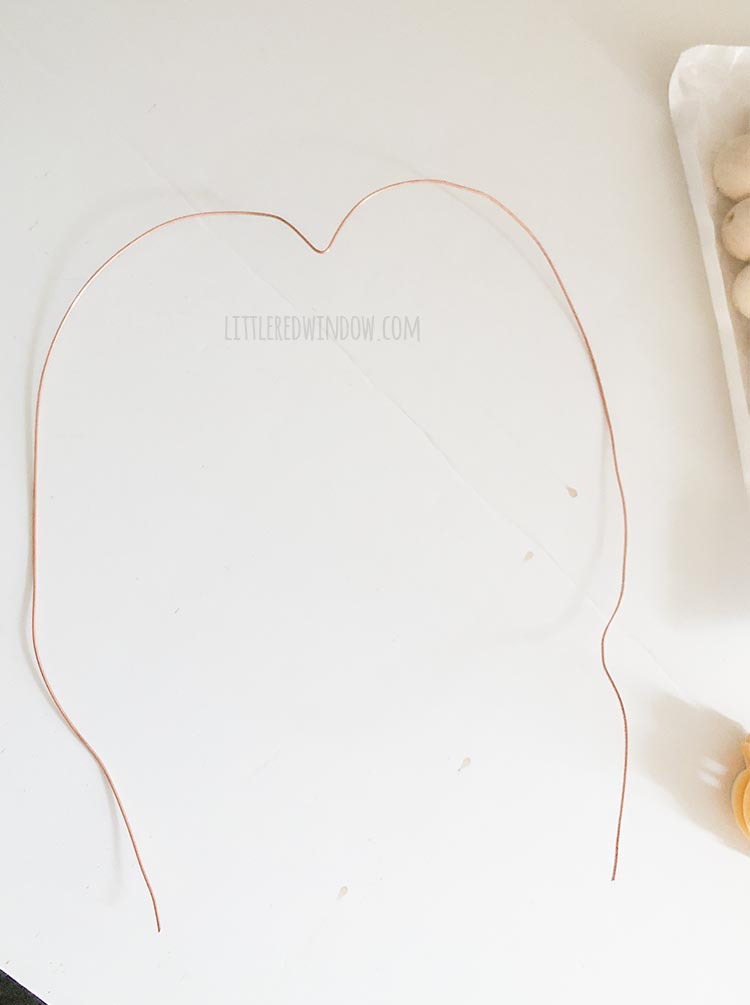 long piece of 20 gauge wire bent into a heart shape