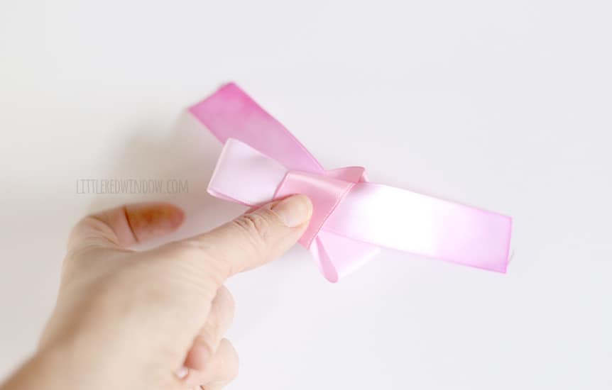 Handpainted Watercolor Ribbon Hair Bows, these are so easy to make and the results are gorgeous! | littleredwindow.com