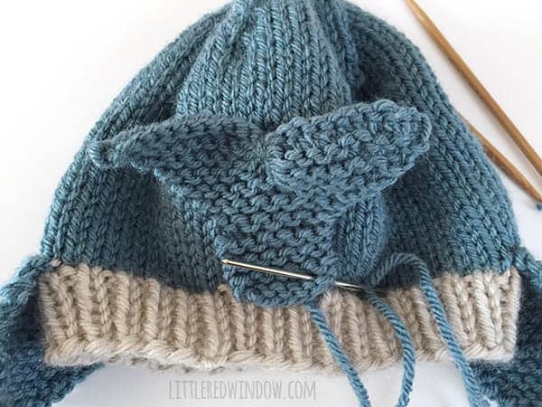 Blue Whale Hat Knitting Pattern for newborns, babies and toddlers! | littleredwindow.com