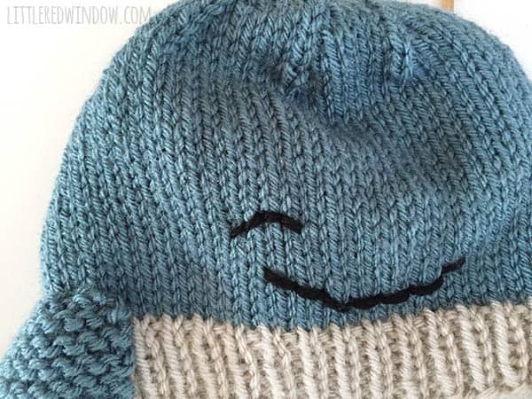 Blue Whale Hat Knitting Pattern for newborns, babies and toddlers! | littleredwindow.com